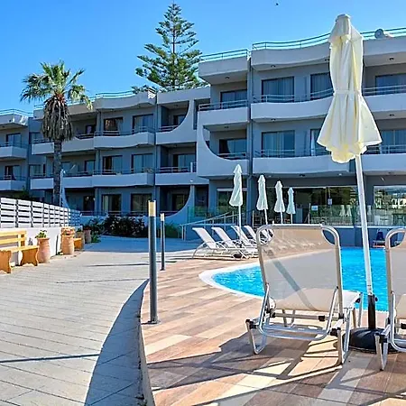 Ivory Hotel 3*