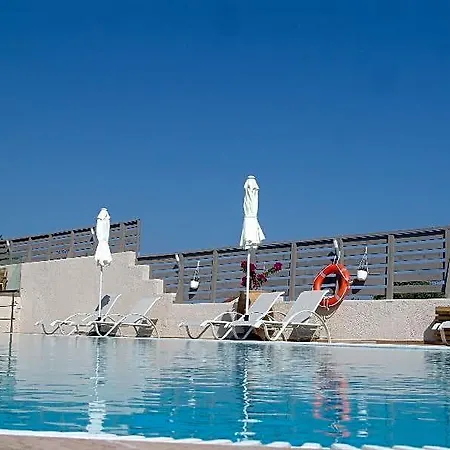 Ivory Hotel