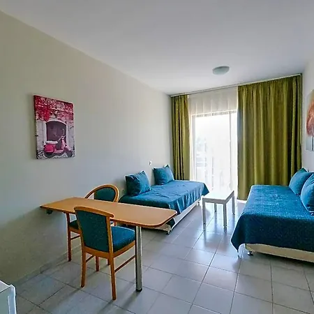 Hotel Ivory 3*