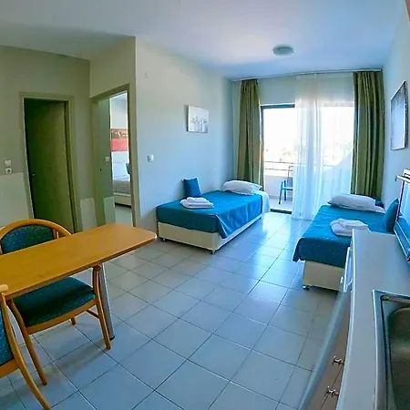 Ivory Hotel 3*
