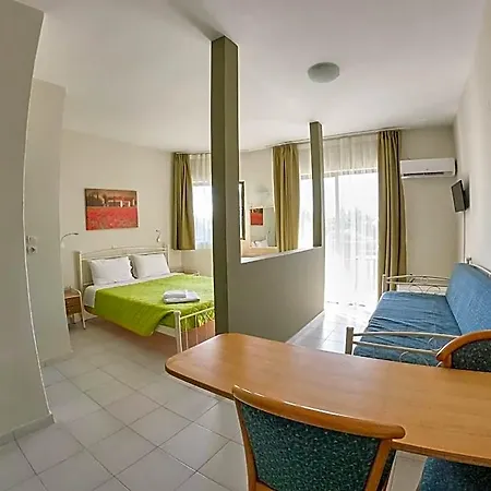 Ivory Hotel 3*